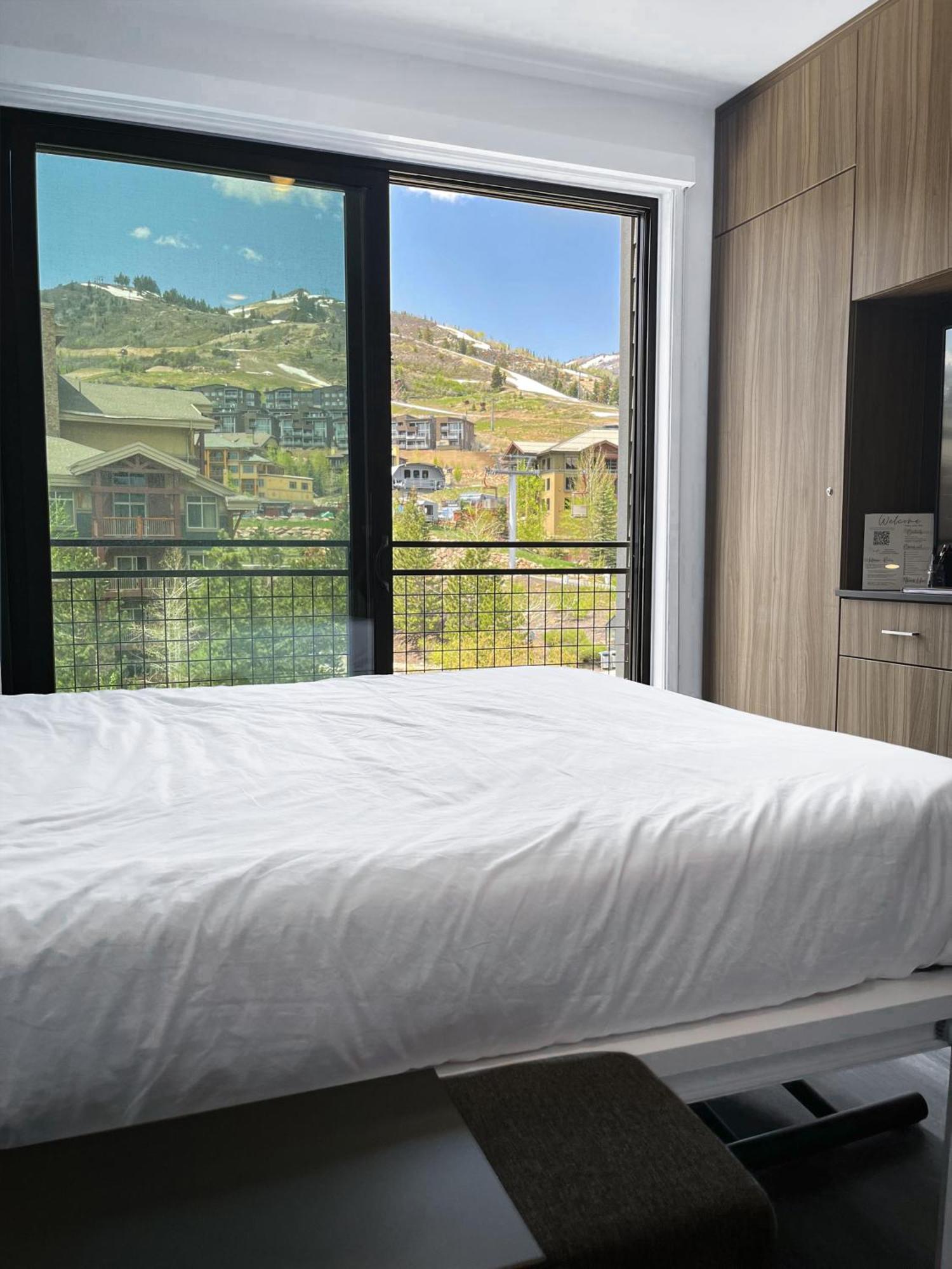 Slope Side Studio In The Heart Of Canyons Village With Heated Pool & Hot Tub! Park City Exterior foto